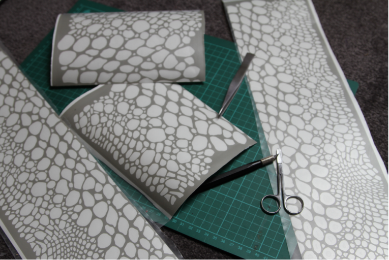 Painting our Stocks (Part 3 – Airbrushing Vic’s Stock!)